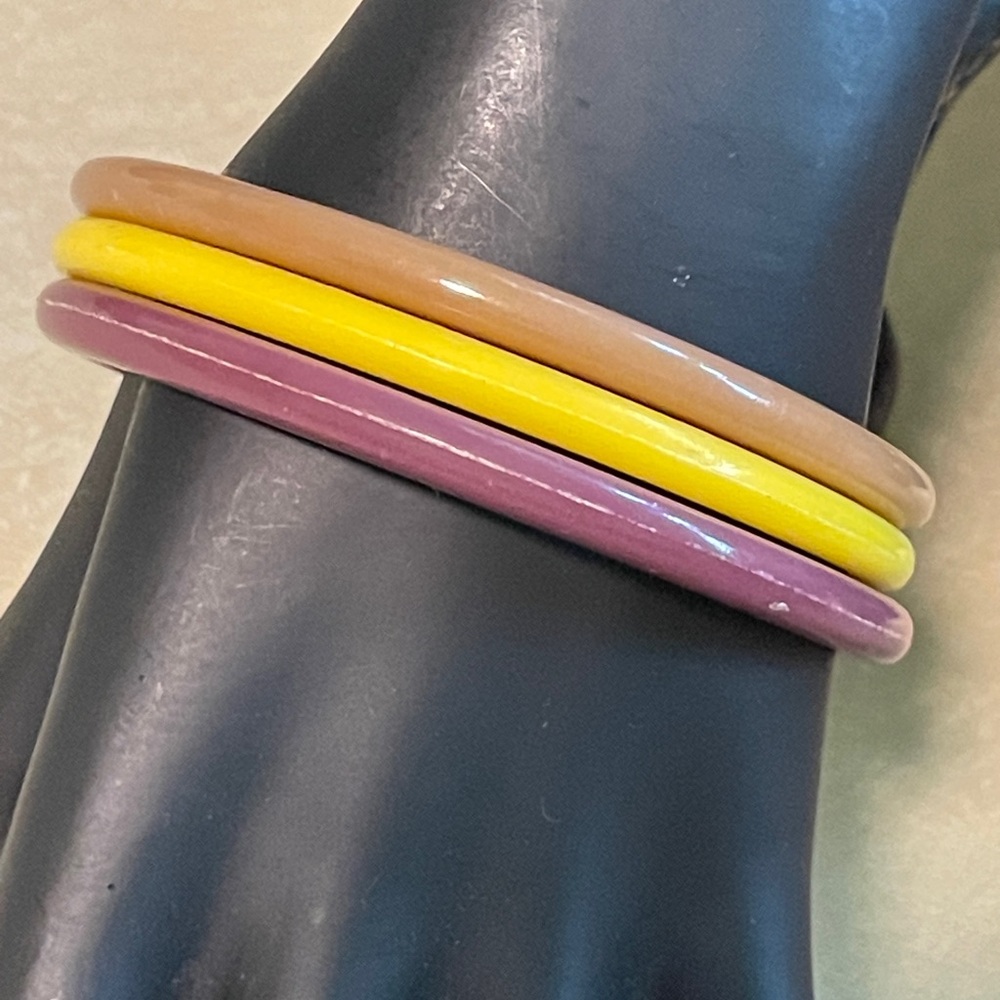 Vintage Bangle Stack - Picture 2 of 3